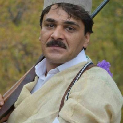 دانلود آهنگ وای گله بنگ پسینی عاشقوم که سجاد رزمجو